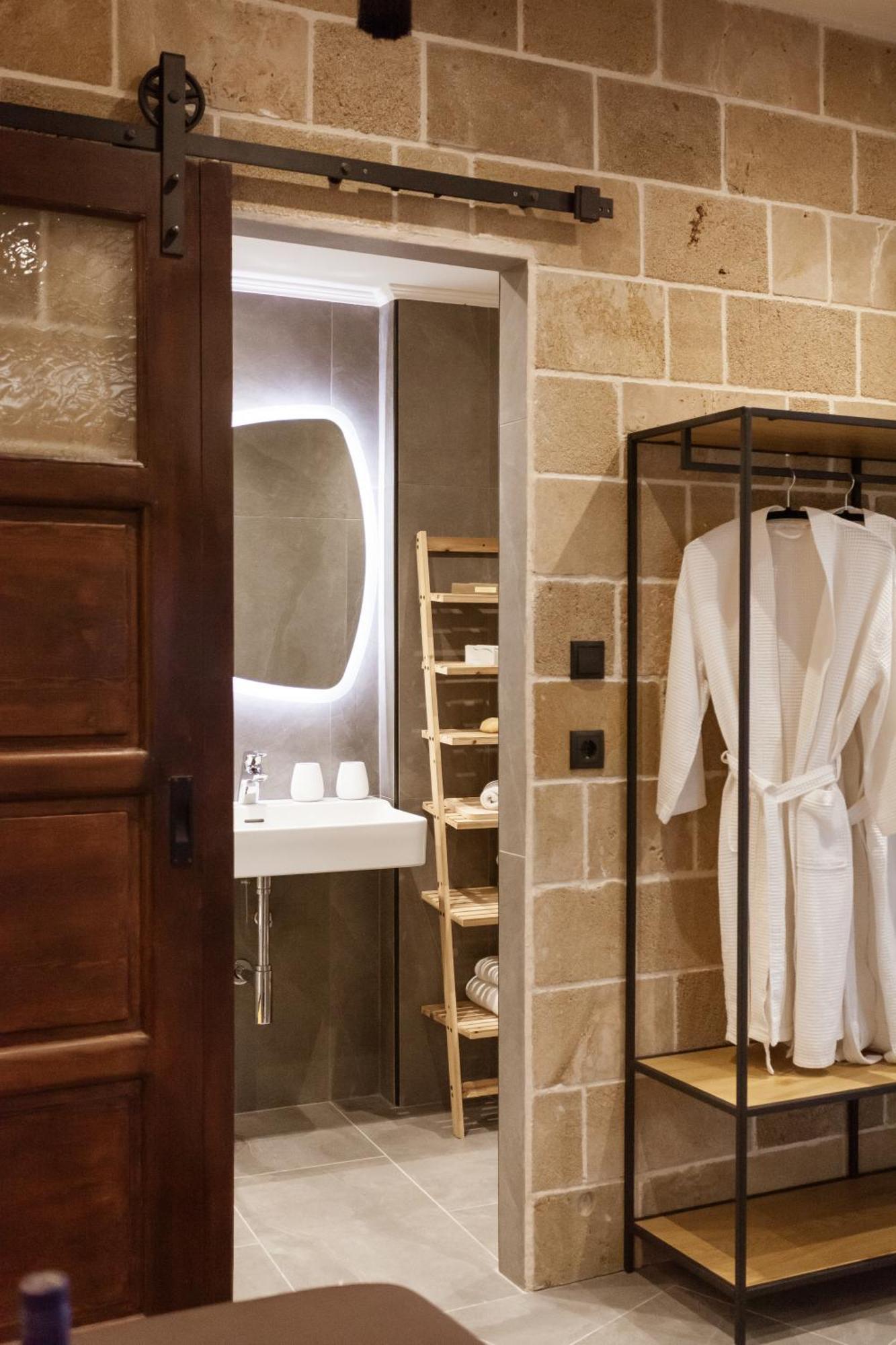 Utopia Luxury Suites - Old Town Rhodes City Exterior foto